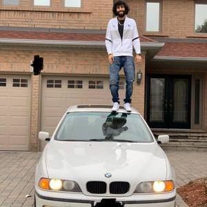 Meet your Posher, Adam